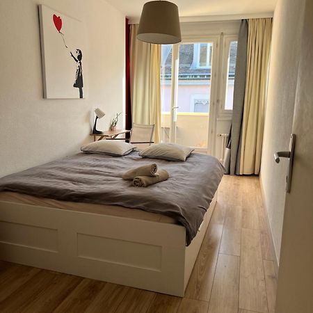 Cool & Central 2 Bedroom In Heart Of Eaux-Vives Geneva Ngoại thất bức ảnh